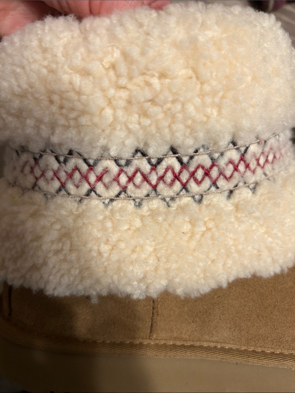 Chestnut W Mini Ugg Braid - Picture 4 of 11